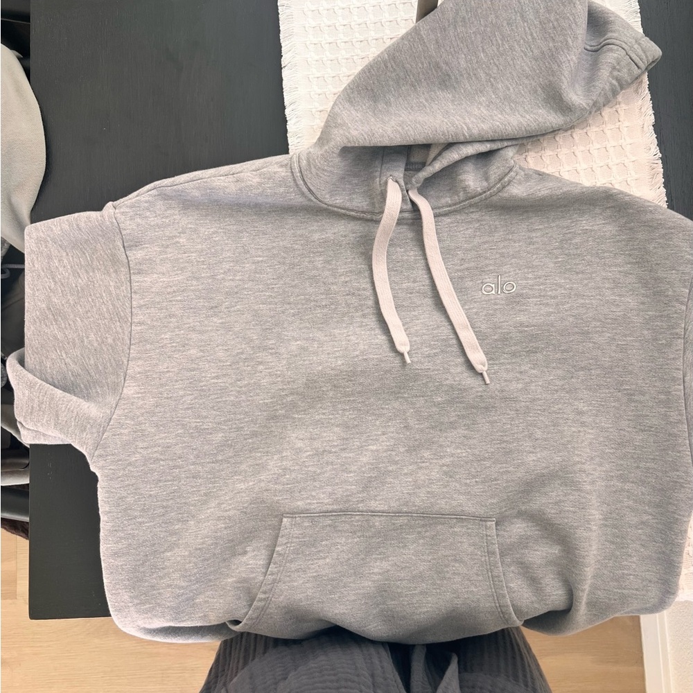 Alo Set Gray Sleeveless Hoodie and joggers medium